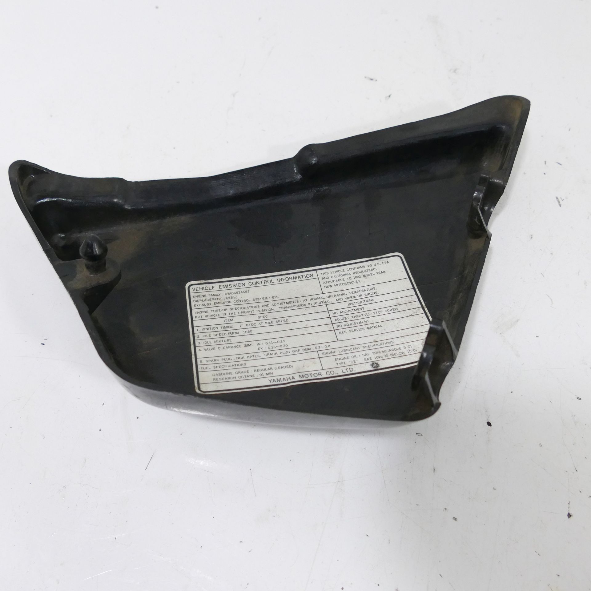 Yamaha XJ 650 Maxim Side Cover Side Panel Lid Cover 79896 | eBay