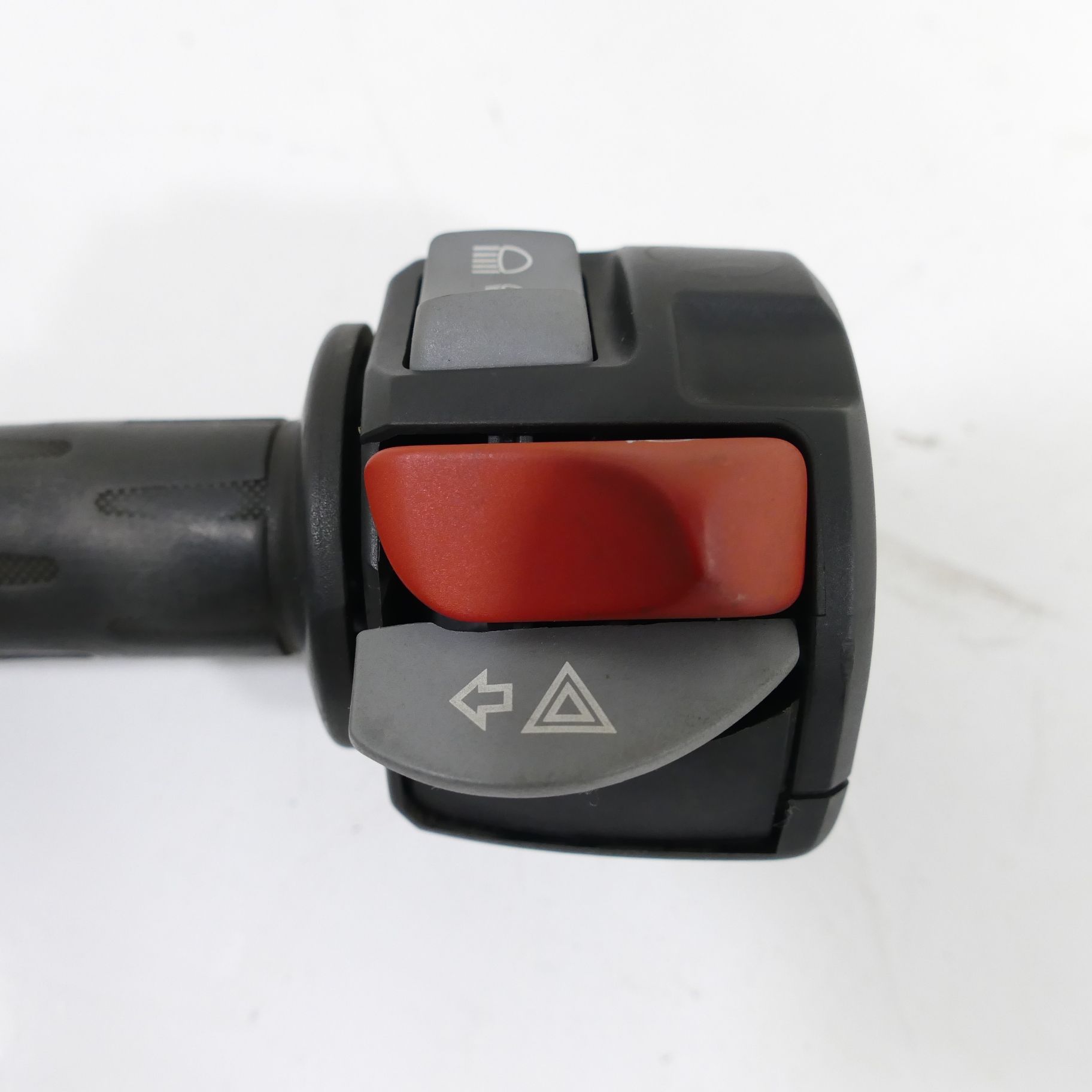 B3