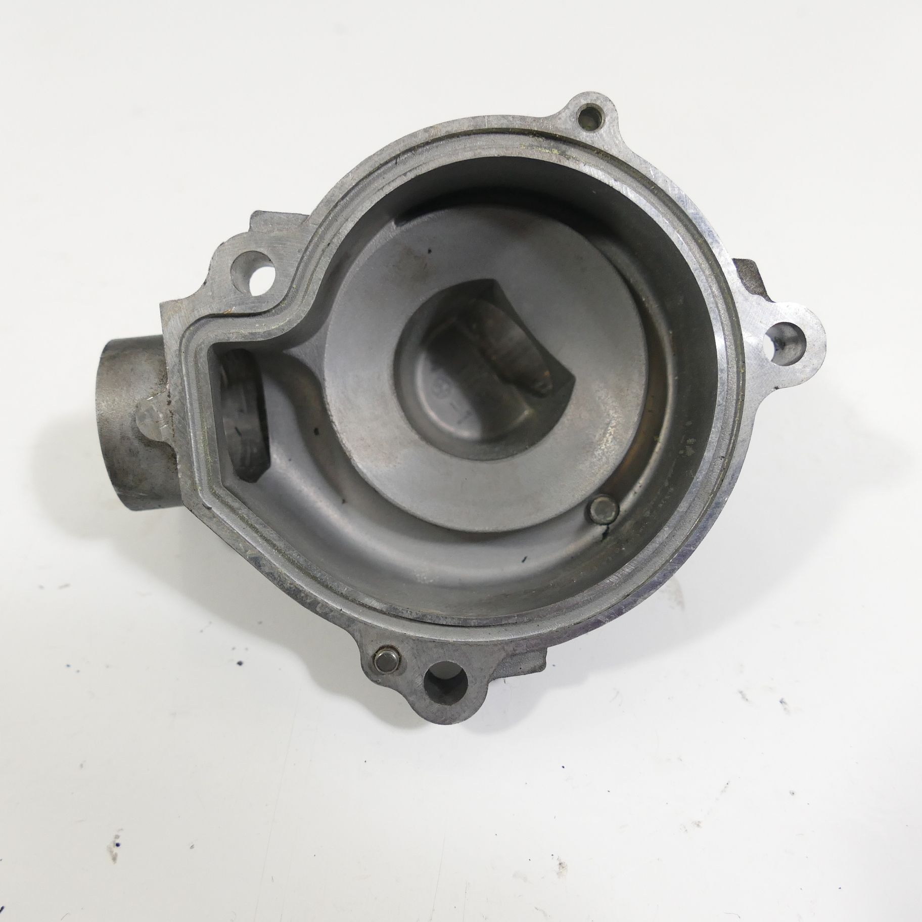 とと Kawasaki Z 750 Water Pump Lid Wapu 83818 | eBay