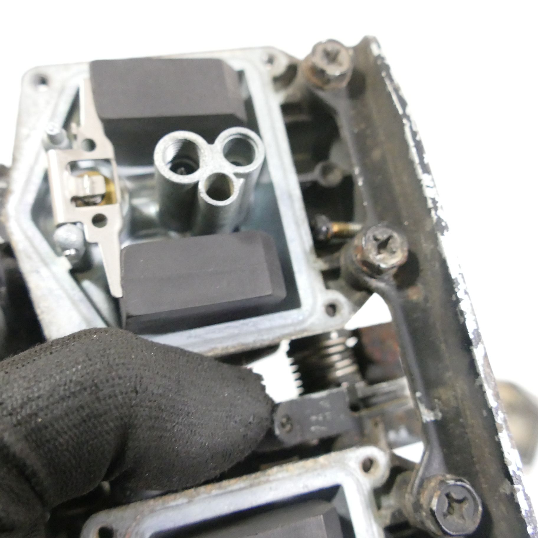 Kawasaki GPZ 305 B Ex305 Carburettor Valves Membrane Choke 84392
